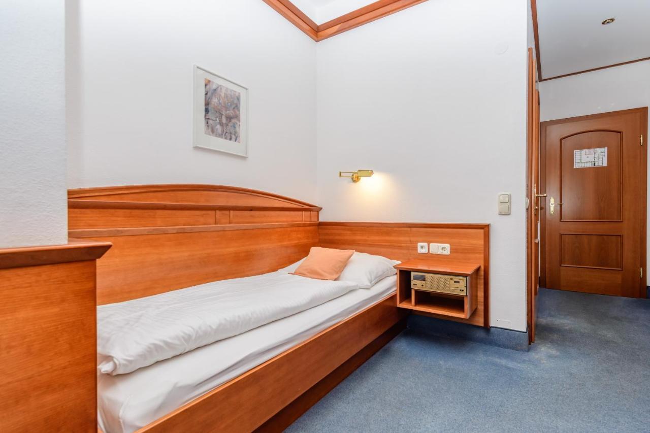 Gasthof Stoeckler Hotel Enns Ngoại thất bức ảnh