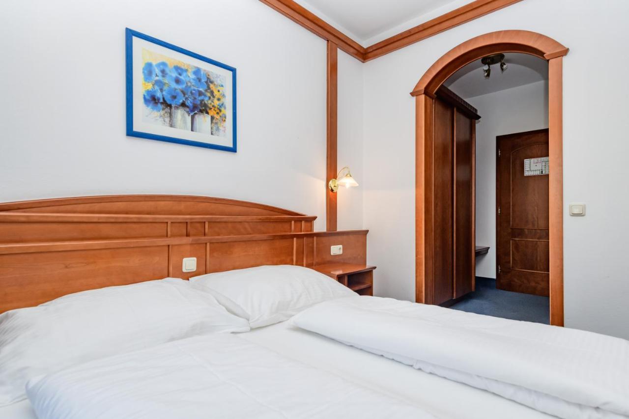 Gasthof Stoeckler Hotel Enns Ngoại thất bức ảnh